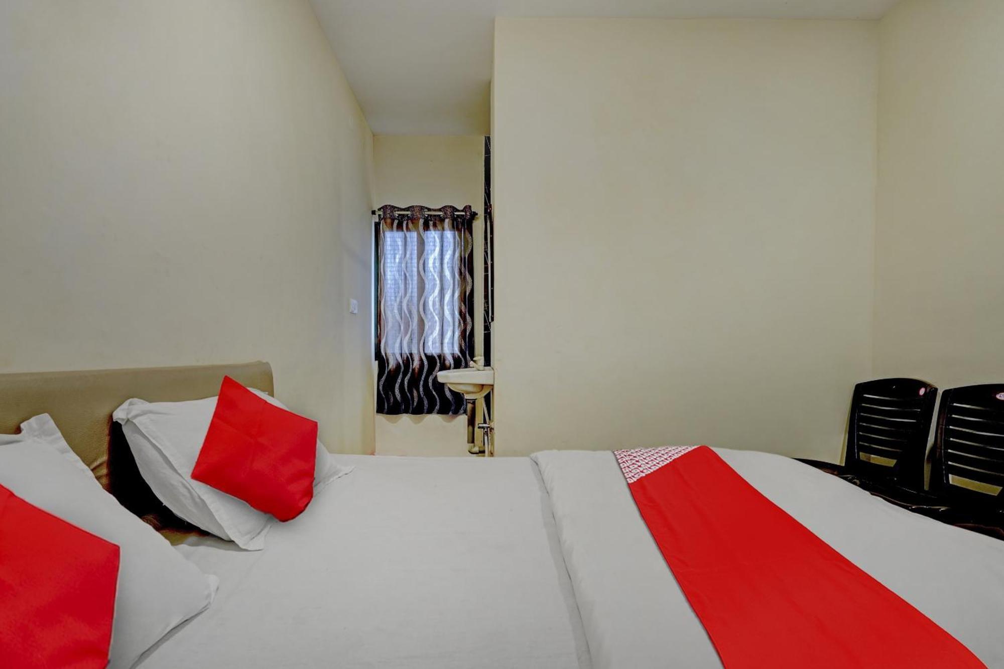 Oyo Flagship The Chirag Resort Bhandāra 外观 照片