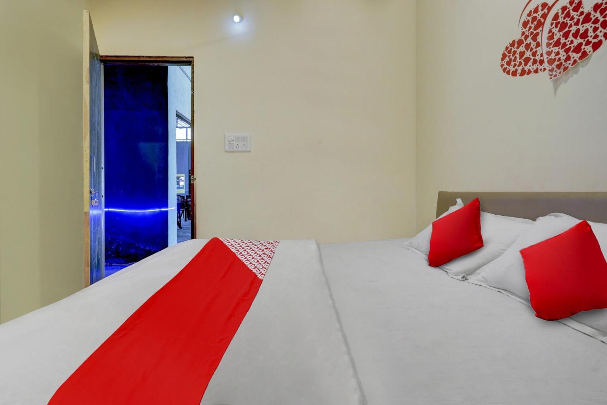 Oyo Flagship The Chirag Resort Bhandāra 外观 照片