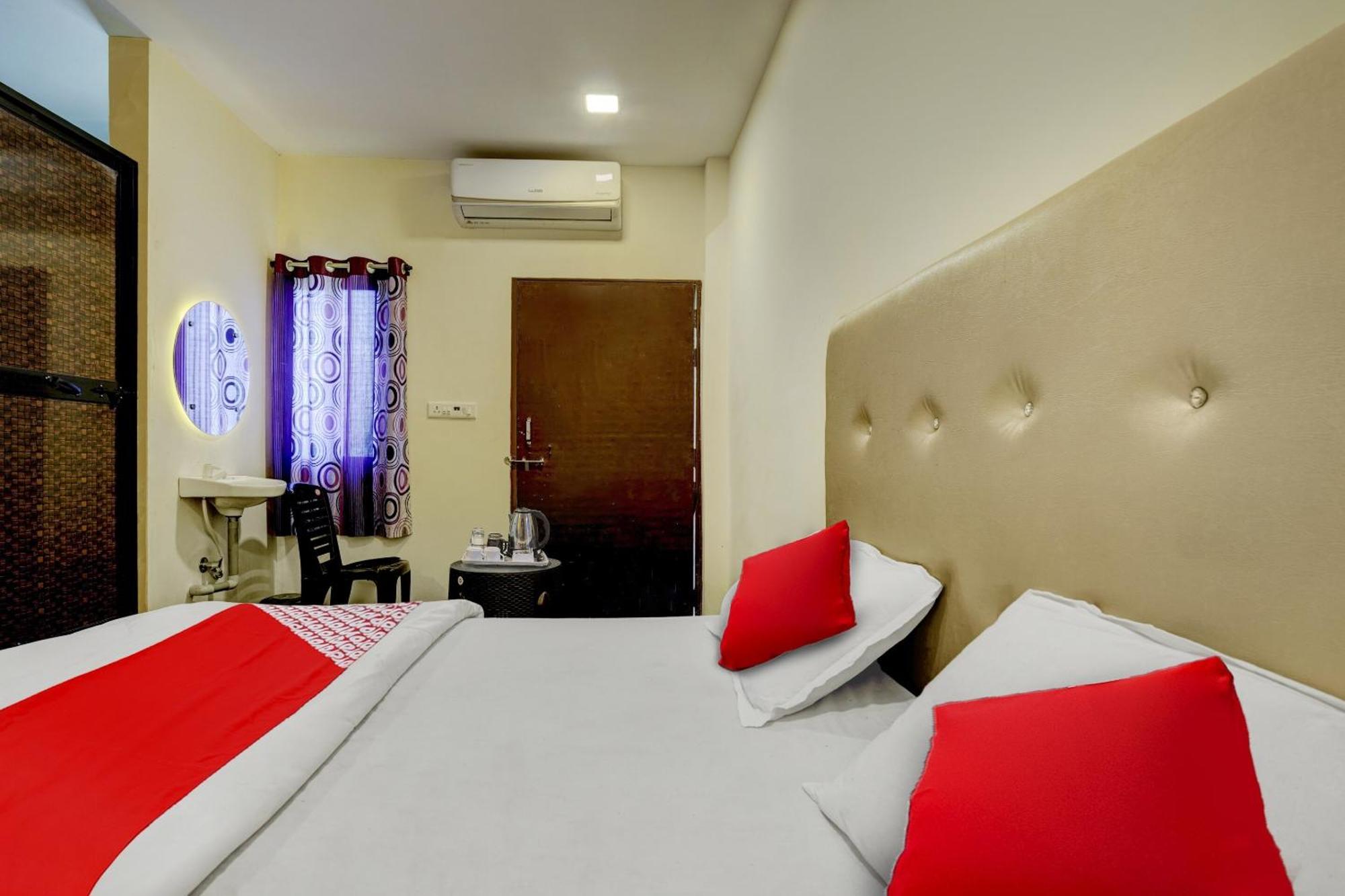 Oyo Flagship The Chirag Resort Bhandāra 外观 照片
